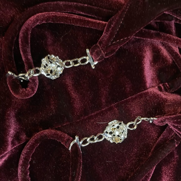 Deep red velvet mini dress - Picture 2 of 7